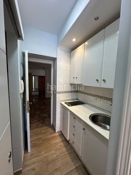 Foto b0d3180c-27a9-4d24-be89-03ae4539aa3e. Affitto monolocale con piscina in La Carihuela - Los Nidos Torremolinos