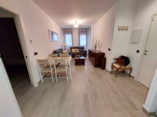 Lloguer Pis a Segismundo moret 4. Se alquila piso en calle blas de lezo, frente al hospital matern
