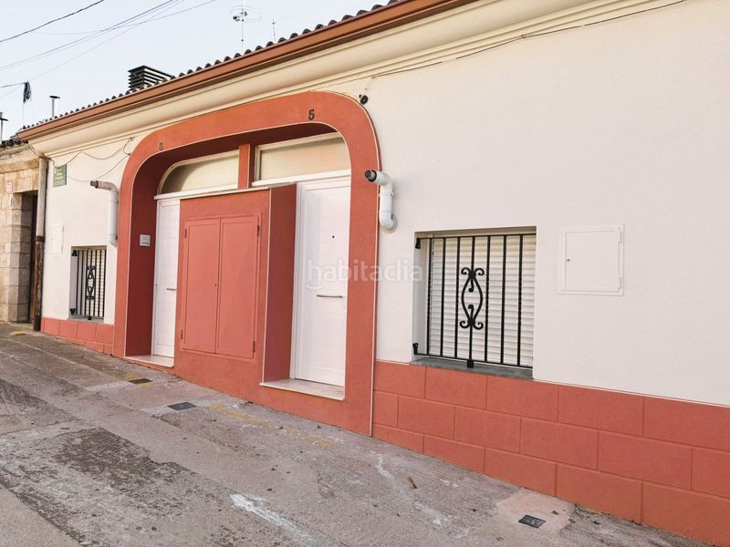 Foto ece2aba7-7b6d-4bc0-bd4d-dd5d50ef5319. Casa adossada amb calefacció a Bellpuig