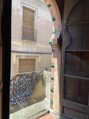 Pis  Santa anna. Descubre un piso excepcional en un edificio histrico en el cora