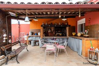 Maison jumelée  Catalunya. Casa exclusiva de diseño con gran terraza y plazas de aparcamien