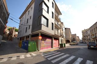 Local Comercial a Bellpuig. Local comercial en venta en el corazón de bellpuig