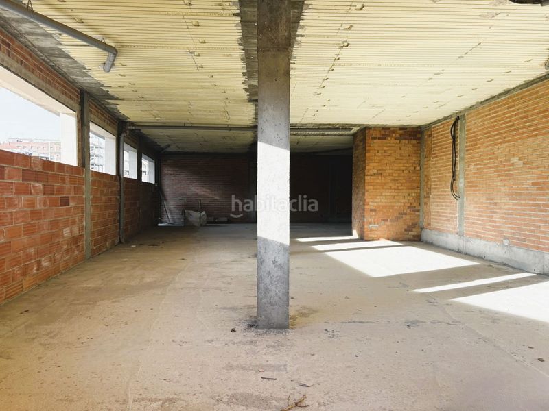 Foto 55e45be1-84b0-4402-a6d9-5fdc52c7988f. Local comercial a Bellpuig