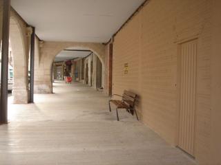 Lloguer Local Comercial a Bellpuig. Local en alquiler