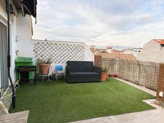 Appartement  Palau. Àtic reformat amb gran terrassa i vistes panoràmiques a mollerus