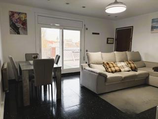 Appartement  Palau. Àtic reformat amb gran terrassa i vistes panoràmiques a mollerus