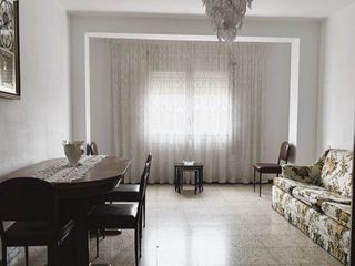 Attique  La vall. Oportunitat! àtic amb traster i 4 habitacions en edifici amb asc