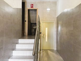 Penthouse  La vall. Oportunitat! àtic amb traster i 4 habitacions en edifici amb asc