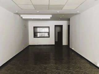 Rent Business premise  Catalunya. Lloguer de local comercial al centre de bellpuig
