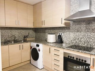 Appartement  Alcalde sala. Oportunitat pis en venda a bellpuig amb pàrquing i traster