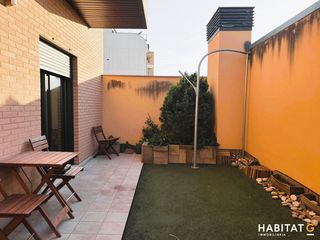 Flat in Bellpuig. Pis modern amb terrassa, pàrquing i 2 trasters
