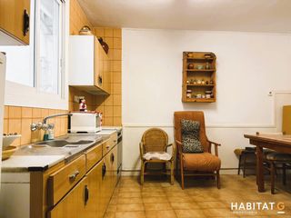 Gebäude in Bellpuig. Oportunitat única a bellpuig dos edificis connectats amb doble a