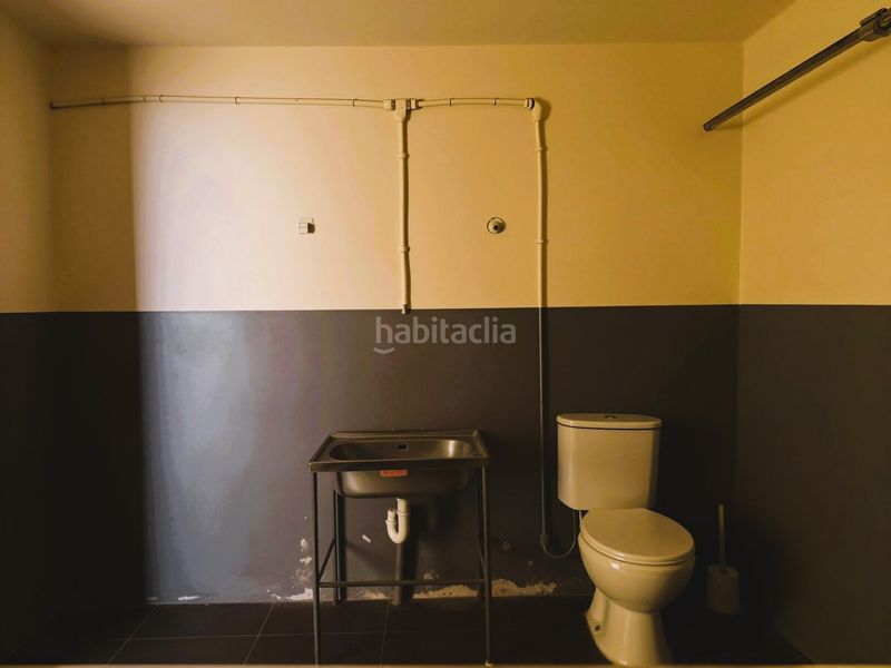 Foto b94056ed-ff58-462b-a9d6-33402d8a15df. Business premise in Barbens