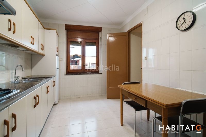 Foto ff6b43a9-586f-4938-a1e7-03ed581c9e75. Casa amb calefacció aparcament a Ivars d´Urgell