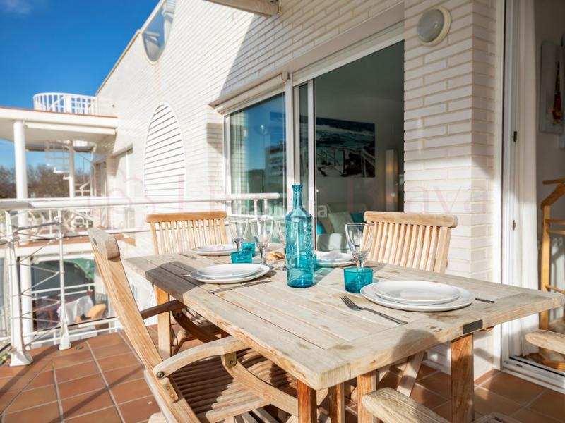 Foto f07385e8-727b-49af-a0a8-112352c6e686. Lloguer apartament amb aparcament a Port d´Aro Platja d´Aro