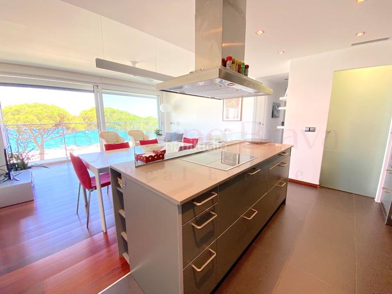 Foto 8c8ba80b-4c76-4011-91b8-defd3ecc9e92. Lloguer apartament amb aparcament a Centre-Platja Platja d´Aro