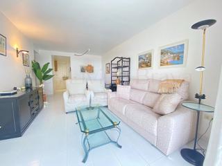 Location Appartement à Los Pinos-Politur. Piso de 2 habitaciones con terraza y vistas