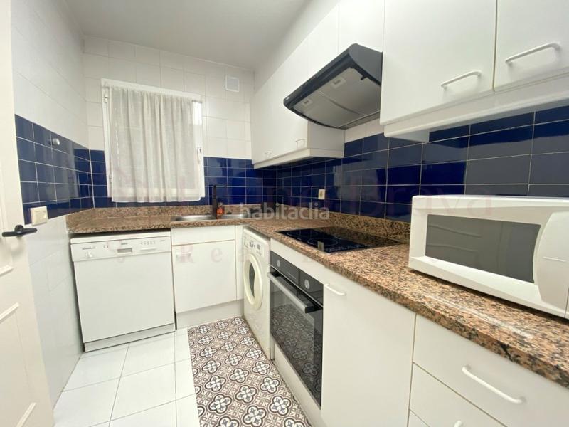 Foto e1819790-6b30-49e0-a930-1081f21c9baf. Alquiler apartamento piso de 2 habitaciones con terraza y vistas en Platja d´Aro