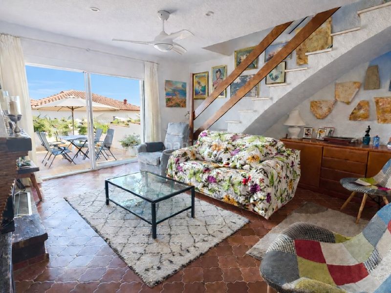 Foto fcbbd717-74fb-40a6-b894-f40d98bd0a18. Casa amb aparcament a S´Agaró