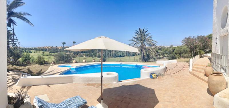 Foto d75c2046-ef05-49d4-9155-905d4bcd7430. Chalet  junto al campo de golf de Almerimar en Ejido (El)