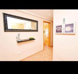 Masia a Plaza de la Luz. Vivienda sobre almacen en el ejido