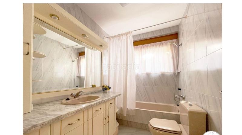 Foto f532ca31-b49e-4466-a55a-ef2b3c25b208. Tríplex amb aparcament a Plaza de la Luz Ejido (El)