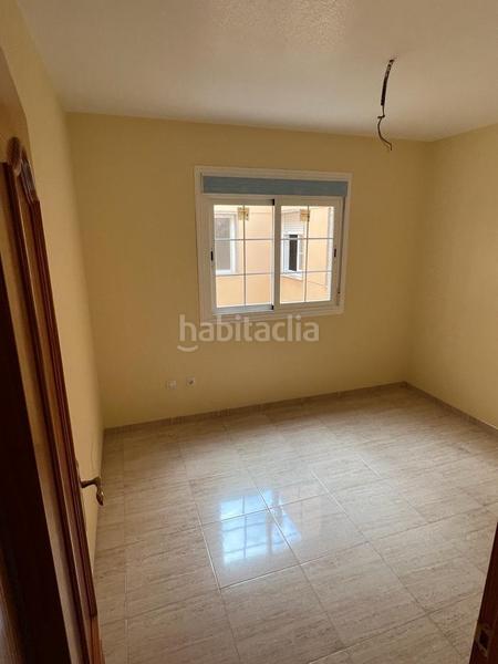 Foto 5606c911-042a-40f8-bed6-3181500254f5. Piso  en Balanegra