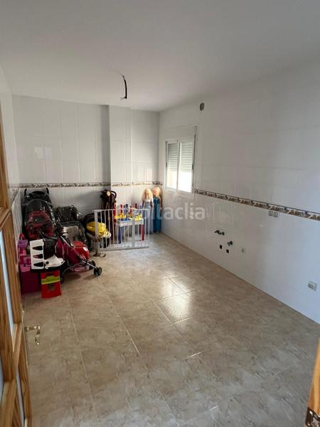 Foto 7735617f-71fb-485c-becf-9a99ac65a3fd. Piso  en Balanegra