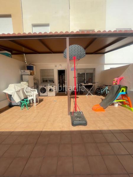 Foto 741c61de-c317-4d01-b17f-959662f10576. Casa duplex con sotano en Santa María del Águila Ejido (El)