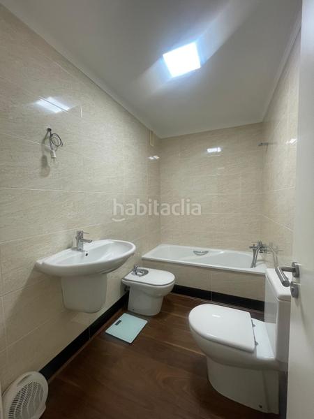 Foto 75960a36-f1ef-4937-b5b1-30ab8a4c7f3e. Casa duplex con sotano en Santa María del Águila Ejido (El)