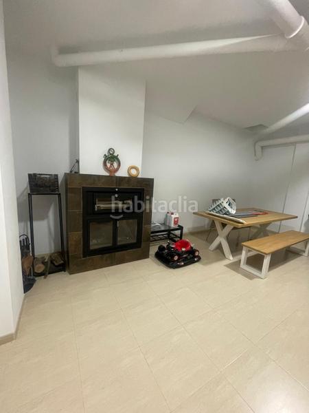 Foto d878c8b0-9d98-4988-86aa-fd3710b023f4. Casa duplex con sotano en Santa María del Águila Ejido (El)