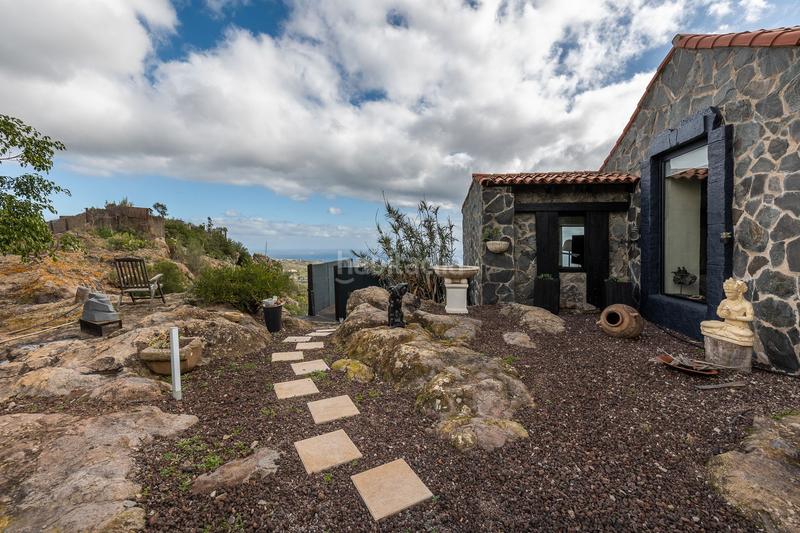 Foto 55766b41-b362-419e-a76d-84d5af519a46. Casa in calle la caldera 1 in Tafira Palmas de Gran Canaria (Las)