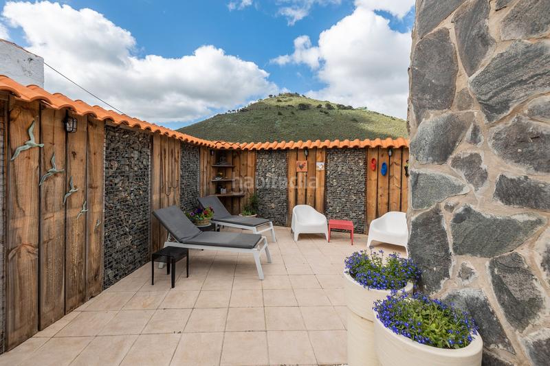 Foto 6a96080d-7900-4680-8ae4-8d17385346ed. House in calle la caldera 1 in Tafira Palmas de Gran Canaria (Las)
