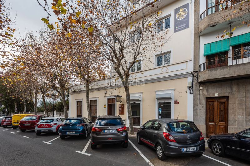 Foto bd4977ec-d550-4c2a-996a-bcb5b5c68a21. Edifici a calle josé antonio primo de rivera 15 a Santa Brígida