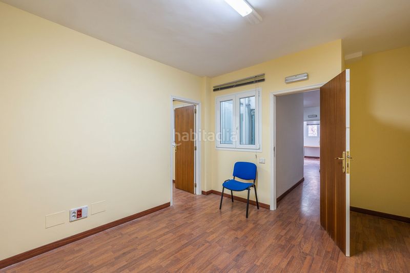Foto e0ed4fdb-ca28-481b-8f86-7fd8357cbbeb. Edifici a calle josé antonio primo de rivera 15 a Santa Brígida