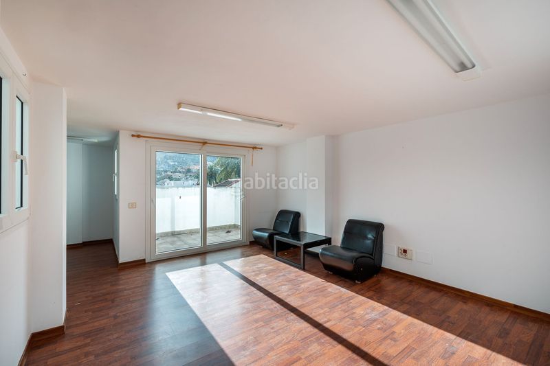 Foto ed530b64-2d77-4105-8156-63ffcc013746. Edifici a calle josé antonio primo de rivera 15 a Santa Brígida