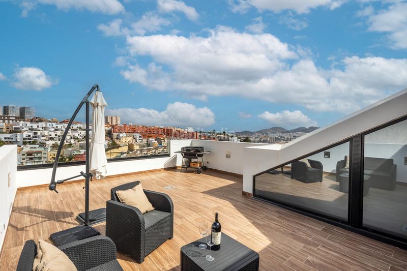 Foto a414ada8-6db2-4acd-b2a6-a33df6229c2d. Chalet avec parking dans Ciudad Jardín Palmas de Gran Canaria (Las)