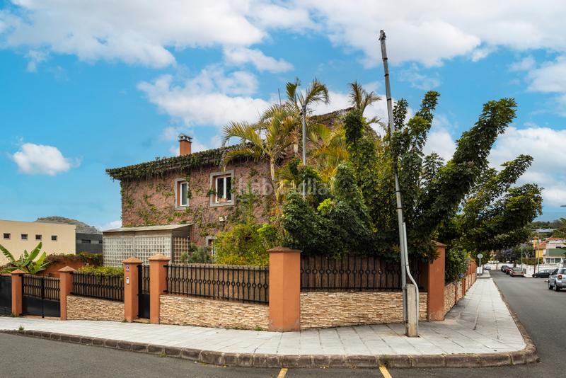 Foto 3676b5e4-04ce-40a0-8428-03ca3f20fca9. Chalet in calle el greco 5 in Tafira Palmas de Gran Canaria (Las)