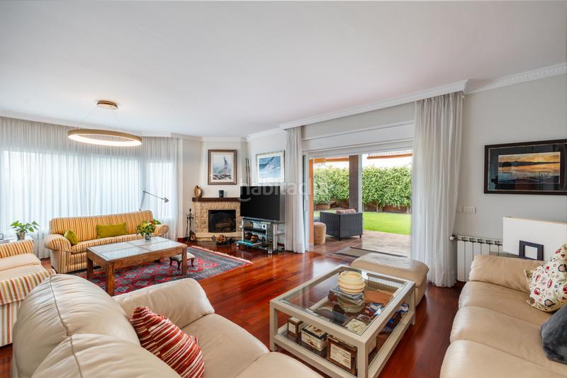 Foto 5e441b1d-4c69-44dd-ba4a-922628d66c3e. Chalet en calle el greco 5 en Tafira Palmas de Gran Canaria (Las)