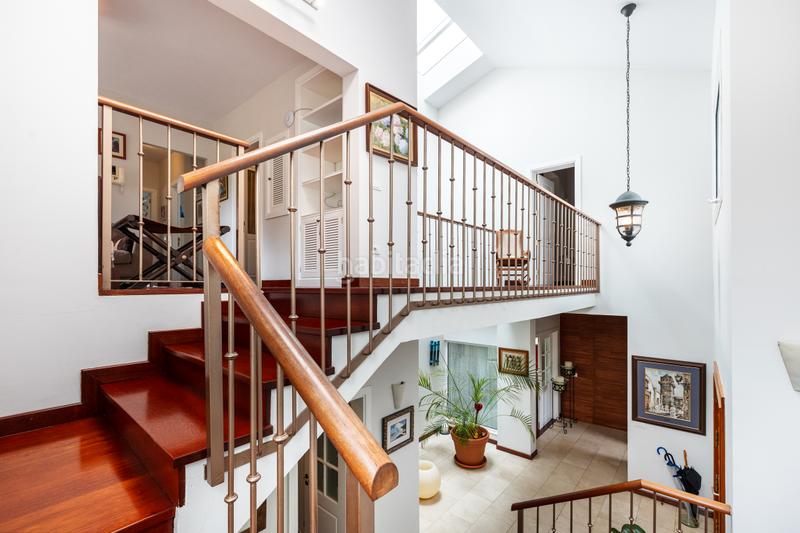 Foto d60a112d-c489-4fee-8d39-3a56a92ed0d3. Chalet en calle el greco 5 en Tafira Palmas de Gran Canaria (Las)