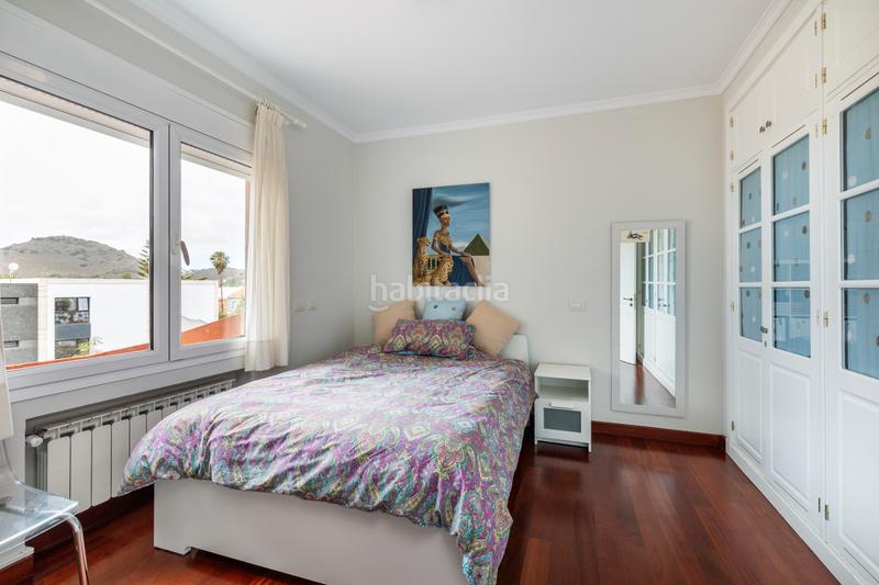 Foto e9edd80a-206d-4e46-a88f-5e00dc54bc6e. Chalet en calle el greco 5 en Tafira Palmas de Gran Canaria (Las)