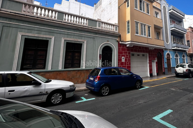 Foto 169a746b-1f18-4074-ac48-fa8e400e73eb. Reihenhaus in calle blasco ibáñez 36 in Alcaravaneras Palmas de Gran Canaria (Las)