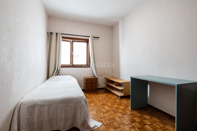 Foto 164d132e-4777-49d7-b62d-1a89ecc13ed3. Piso en avenida josé mesa y lópez 12 en Santa Catalina - Canteras Palmas de Gran Canaria (Las)