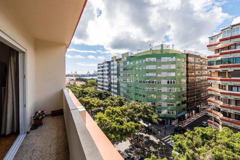 Foto ad176083-7d06-4f5c-a3f6-17ec70828d10. Piso en avenida josé mesa y lópez 12 en Santa Catalina - Canteras Palmas de Gran Canaria (Las)