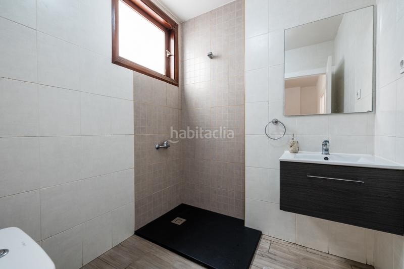 Foto cd1ab45b-1f8d-493b-a9e0-6d986f7bbe03. Piso en avenida josé mesa y lópez 12 en Santa Catalina - Canteras Palmas de Gran Canaria (Las)