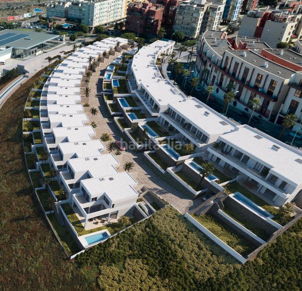 Foto b40e82cb-f53c-4e50-9473-6fce590a6f12. Towny house in avenida juan carlos i 12 in Siete Palmas Palmas de Gran Canaria (Las)