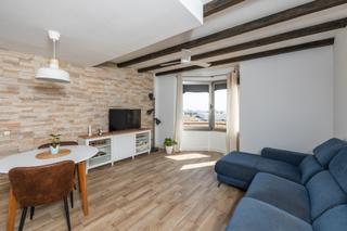 Zweistöckige Wohnung in Calle victoria kent 11