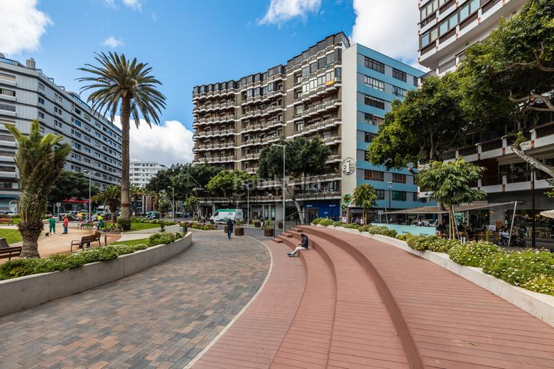Foto 2c1fa006-f127-426f-a549-b803f42bfdf3. Piso en avenida josé mesa y lópez 63 en Santa Catalina - Canteras Palmas de Gran Canaria (Las)