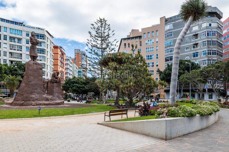 Foto d377555d-a741-4084-9945-604a58b9a1e4. Piso en avenida josé mesa y lópez 63 en Santa Catalina - Canteras Palmas de Gran Canaria (Las)