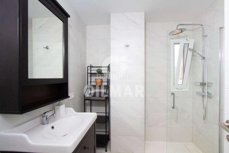 Foto 1dbc663e-7ec6-49f2-b930-a394ae118a2d. Apartamento  en torres yomely, playa las américa en Arona